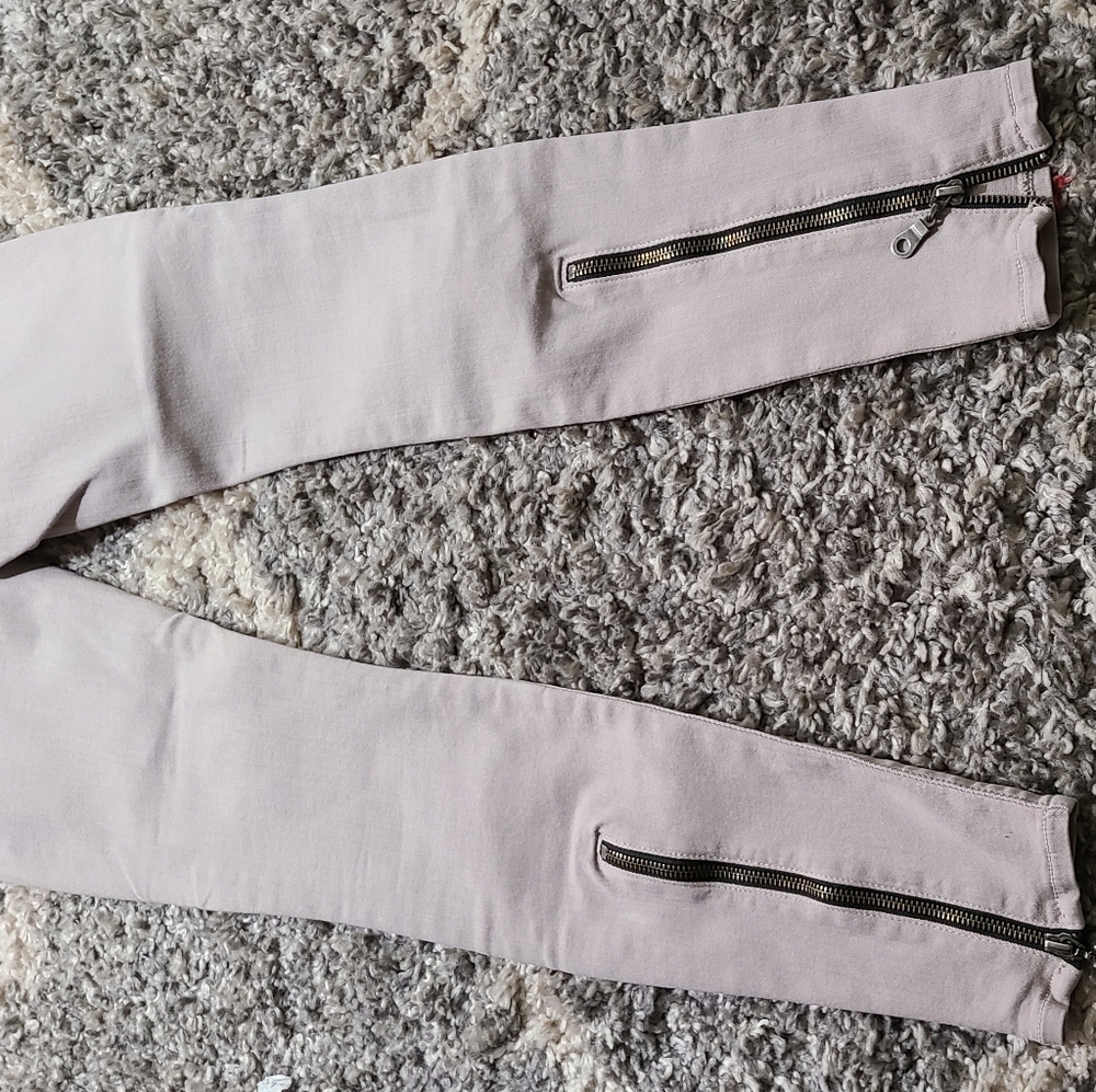 Koral Skinny Jeans - Picture 4 of 5